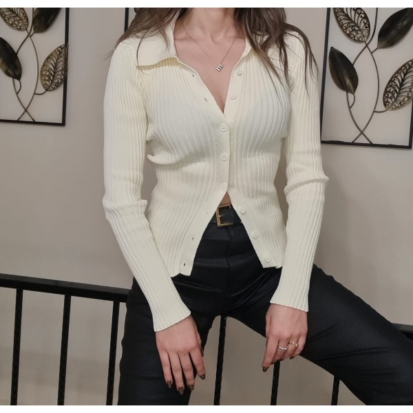 Taş Rengi Polo Yaka Düğmeli Hırka